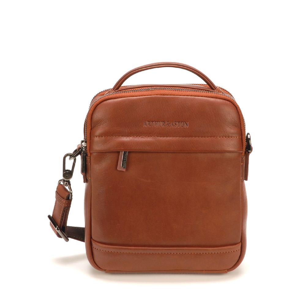 Medium Pablo satchel in dipped cowhide leather