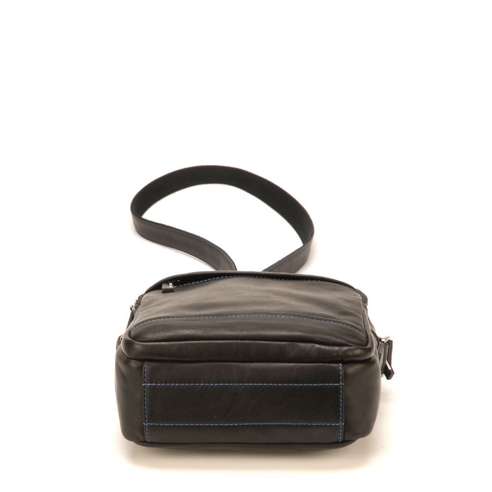 Pablo crossbody bag in dipped leather