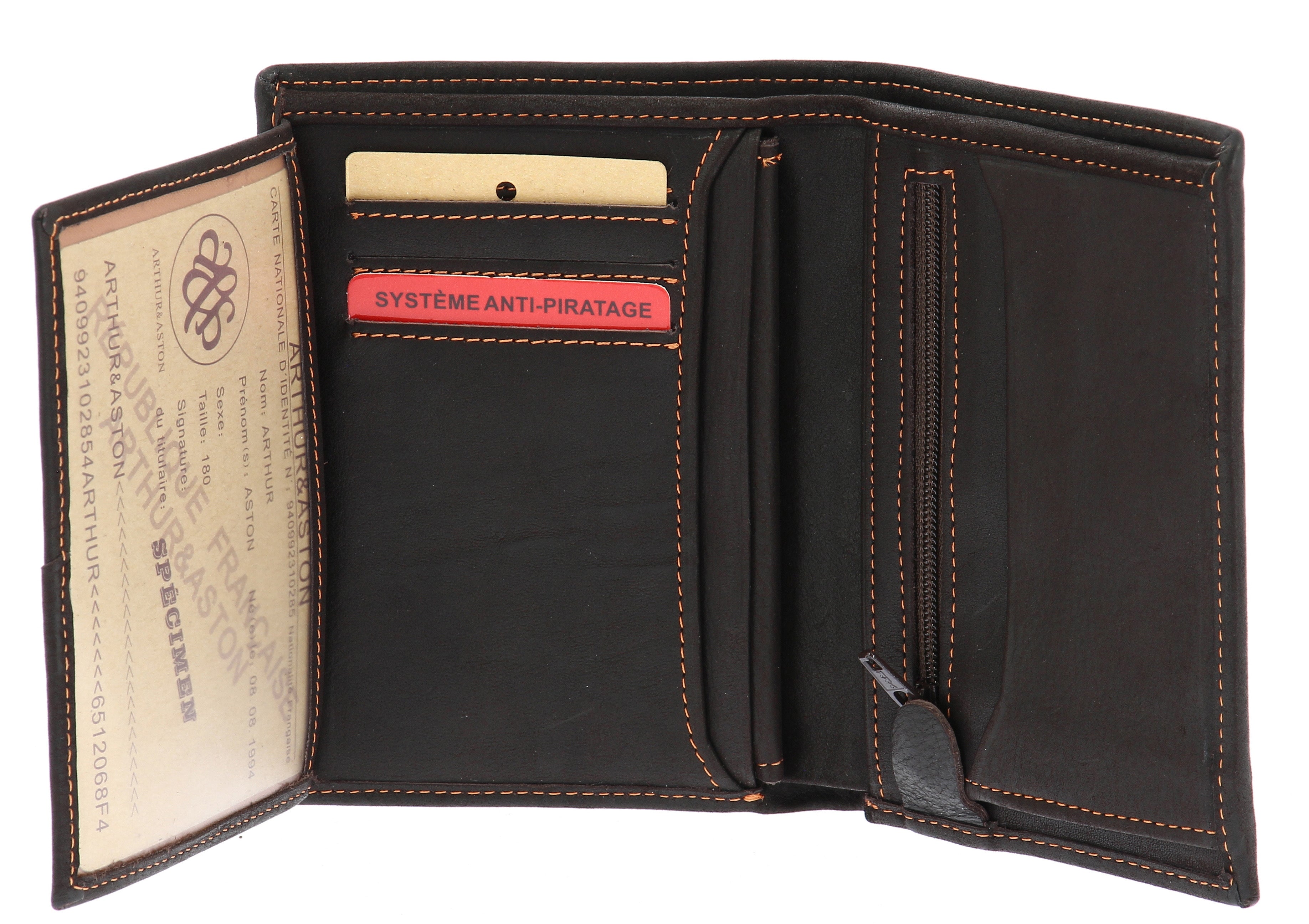 Louis oiled leather wallet