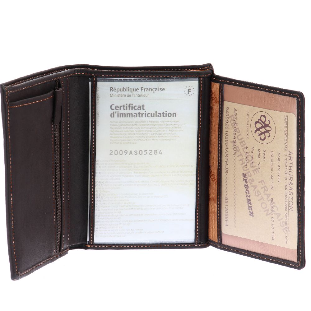 Louis oiled leather wallet