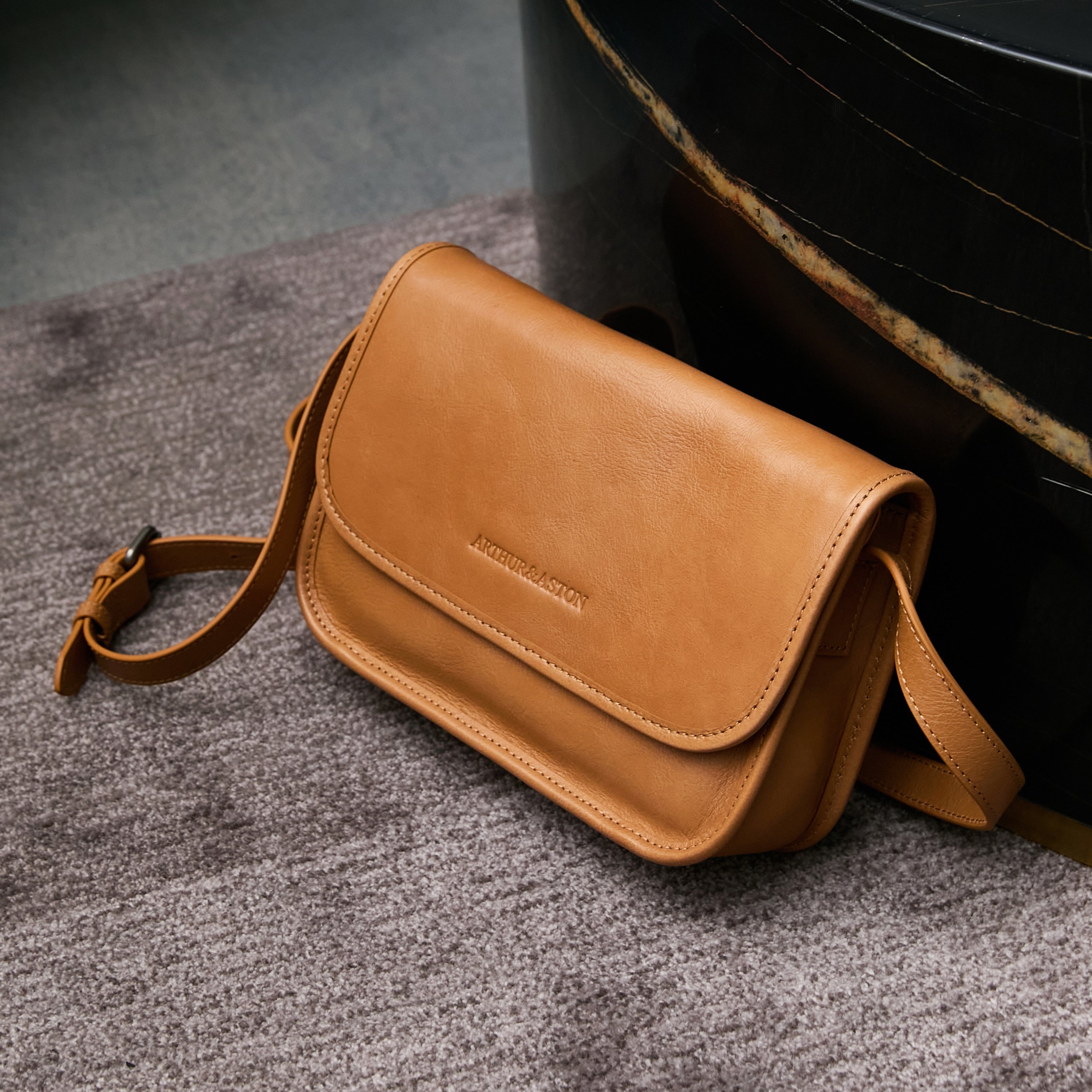 Edith Leather Shoulder Bag